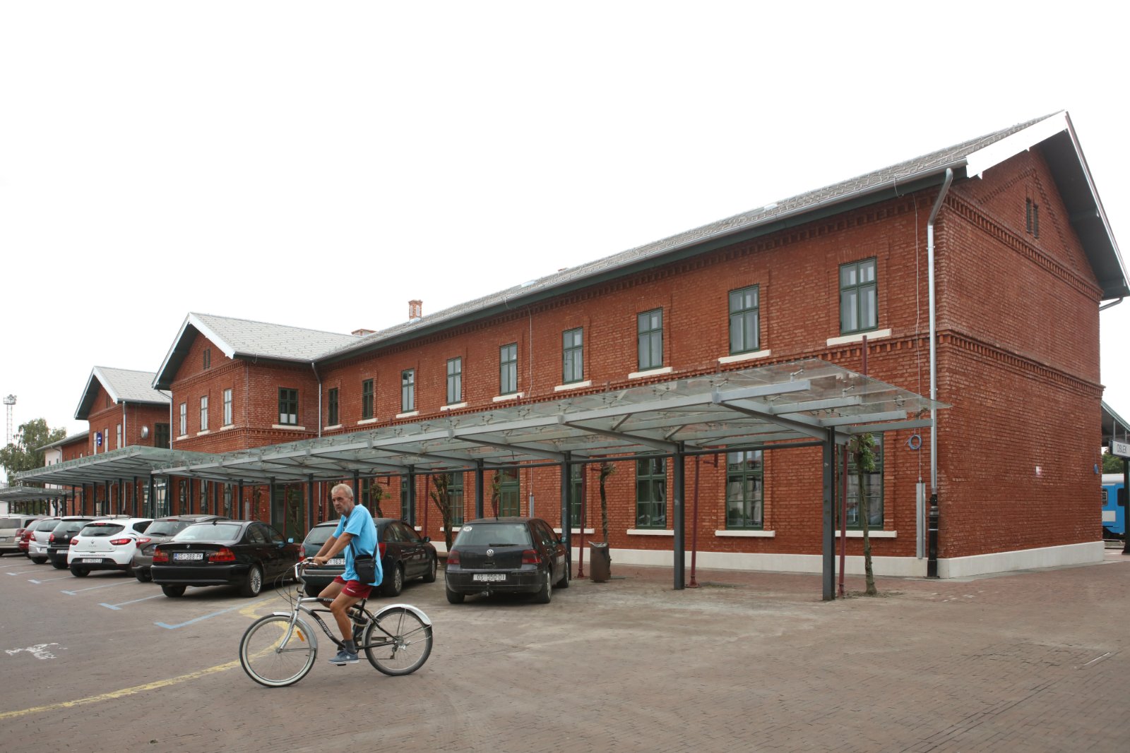 Osijek train station restored to its 125-year-old original look 