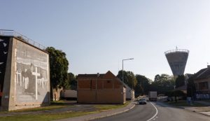 Mural dedicated to Croatian mothers is restored in Vukovar 