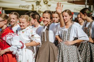 Over Croatian 2,000 kids show how tradition is loved and respected with folk costume parade