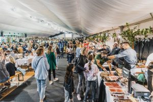 23,000 turn out to big Croatian pršut festival