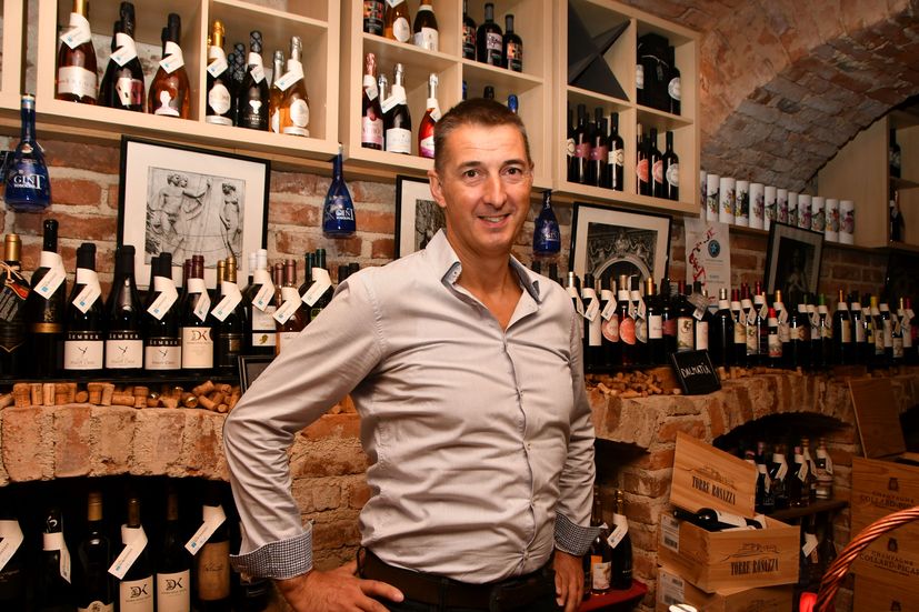 Miki Bratanić: A 30-year contribution to Croatian culture