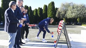 PHOTOS: Croatian football pays tribute in Vukovar ahead of Remembrance Day