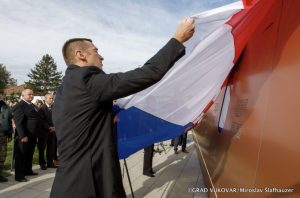 Memorial for Croatian War of Independence hero who downed aircraft unveiled in Vukovar