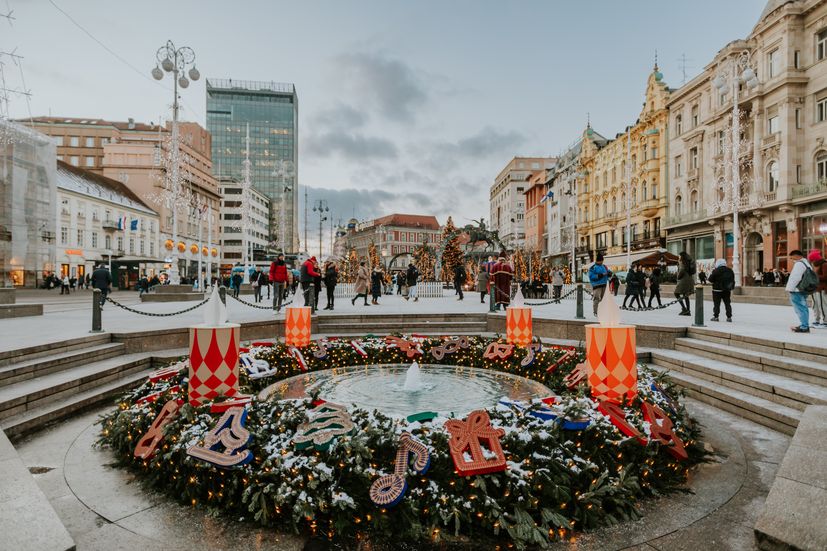 Advent Zagreb OPENS