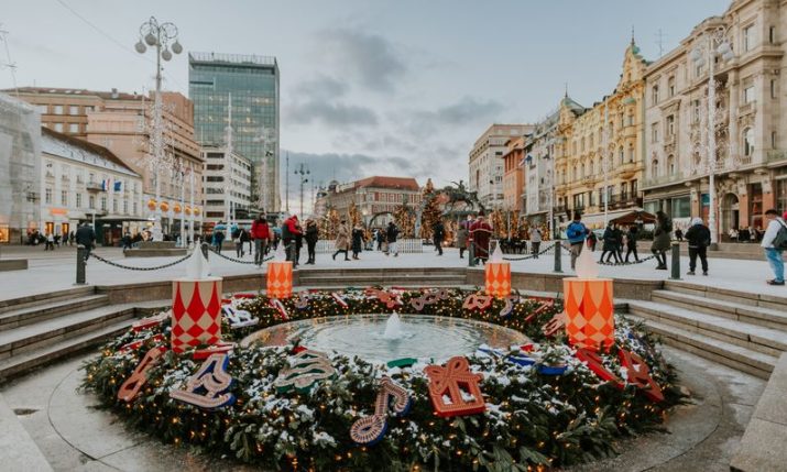VIDEO: Advent in Zagreb officially opened as first candle lit