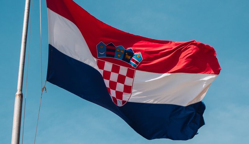 Number of scholarships for Croat students outside Croatia increased by 350