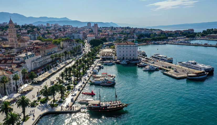 First route between Split and Iceland launched