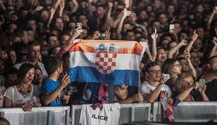 20,000 pack Arena Zagreb for patriotic 'Domu mom' concert 