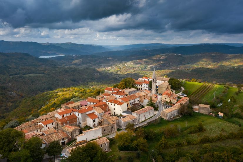 Discover the charm of Draguć deep in the heart Istria