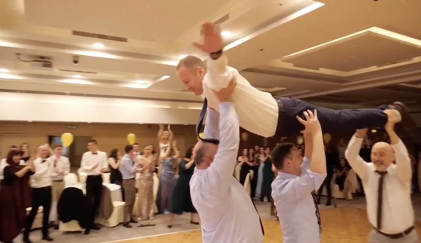Teachers’ dance performance at graduation wows Croatia