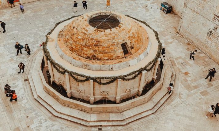 14th century city cistern discovered under Dubrovnik’s famous fountain