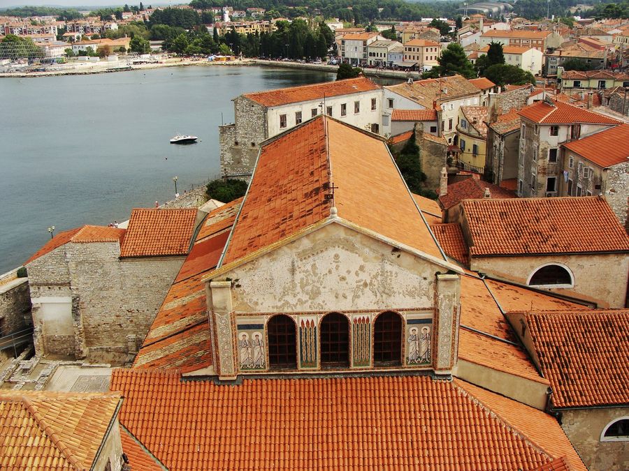 Discover Croatia's coastal cities: short ferry trips from Venice 