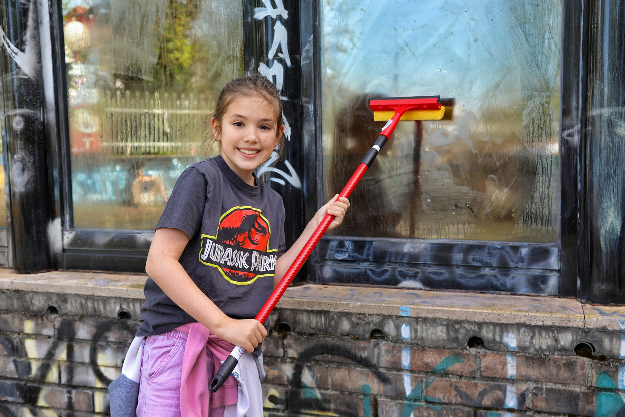 Graffiti clean up initiative at Drazen Petrovic