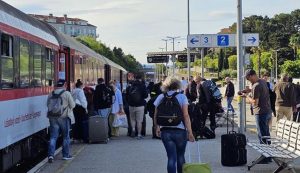 EuroNight train arrives in Split