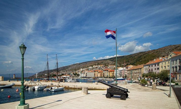 The town whose symbol is the only Croatian territory never conquered