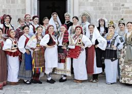 Croatians abroad to compete in “Most Beautiful Croatian in Folk Costume”