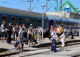 First direct train from Warsaw arrives in Rijeka, marking new era in Croatia–Poland travel