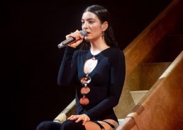 Croatian-Kiwi star Lorde goes No 1 around the world with new album ‘Virgin’