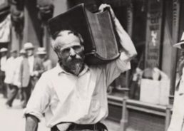 The incredible story of the Croatian who walked the world and collected US Presidents’ autographs in a big book