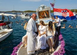 Rogoznica keeps unique sacred seaside tradition alive for 303rd year