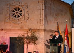 President: Croatia must avoid risk as Europe faces uncertain years