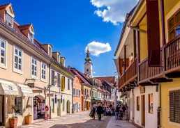 Zagreb records strong tourist growth in July