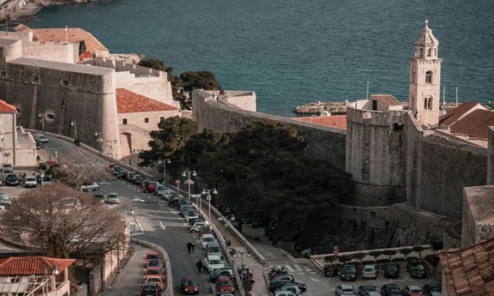 Dubrovnik leads call for tough new taxi laws to protect passengers