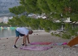 VIDEO: Makarska tackles “beach reserving” to restore order