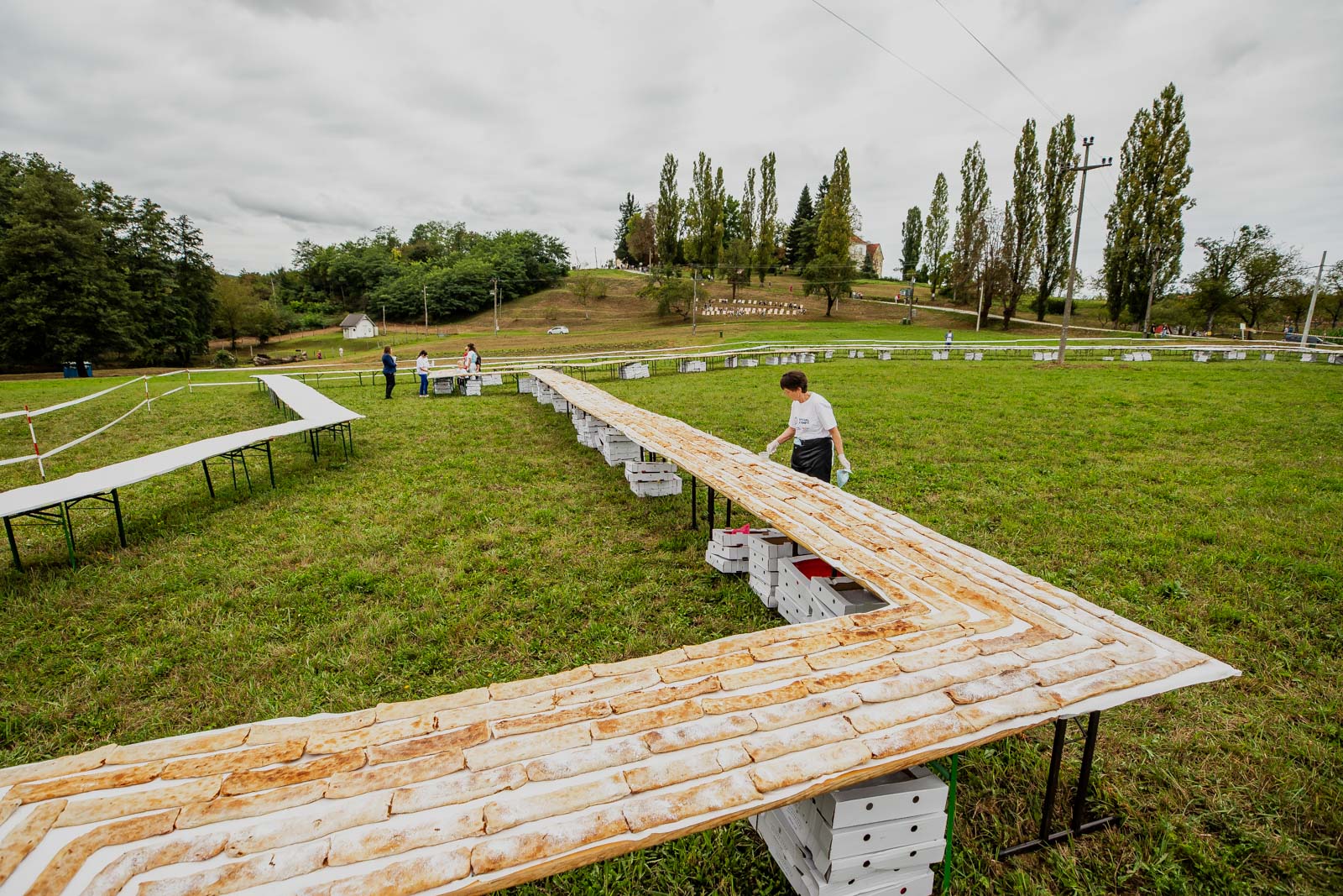 world’s longest line of strudels