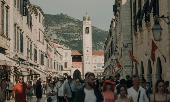 Dubrovnik announces moves to stop overtourism in the city