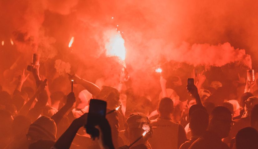 Wedding guest in Šibenik killed by signal flare, another guest in Makarska injured