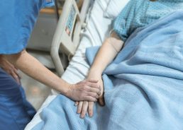 Alarming nurse shortage in Croatia with 4,000 missing