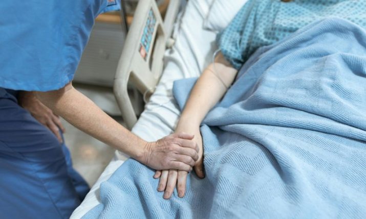 Alarming nurse shortage in Croatia with 4,000 missing