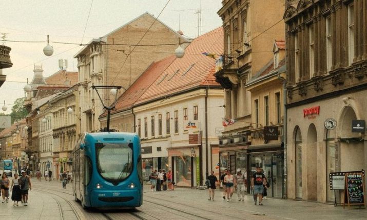 Brussels warns Croatia as net expenditure set to exceed EU limits