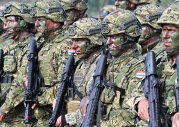 PHOTOS: Croatian and UK armed forces in joint military drill