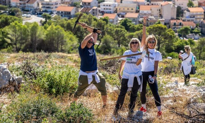 Young volunteers restoring Šibenik’s fire-ravaged “green lungs”