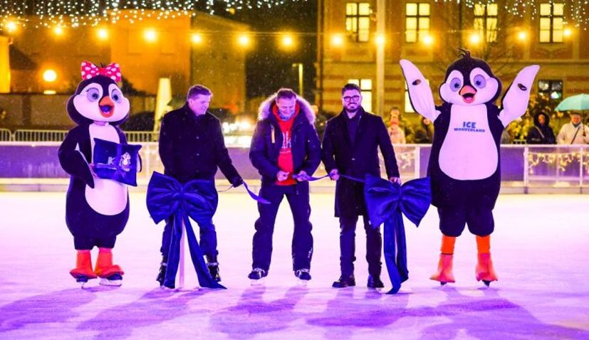 The largest ice rink in Croatia opens in Varaždin for Advent