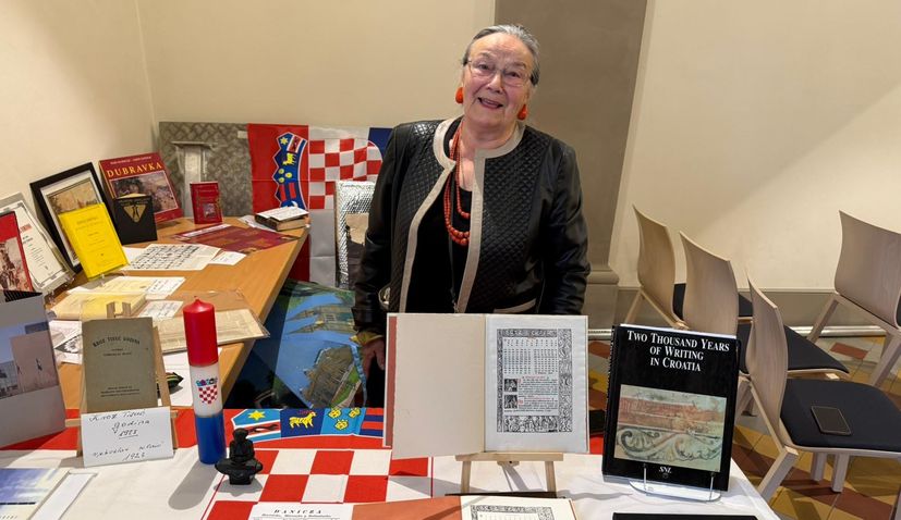 Croatian collector abroad gifts rare historical works to Croatia