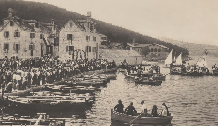 Dalmatia from the archives of one collector: A rare journey through time