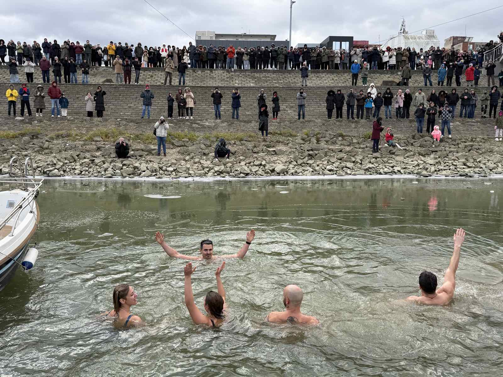 Osijek swim new year