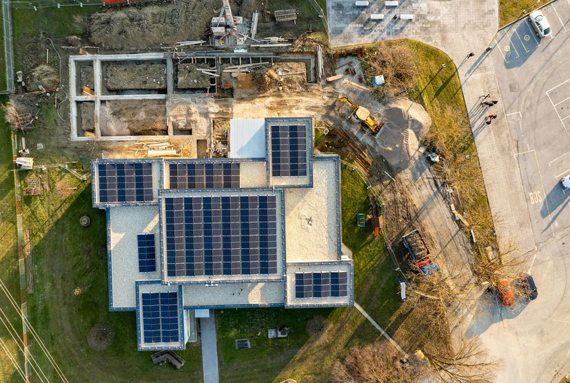 Solar-powered building construction in Garešnica