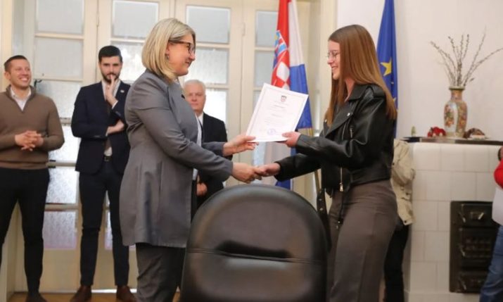 First public granting of Croatian citizenship held in Serbia