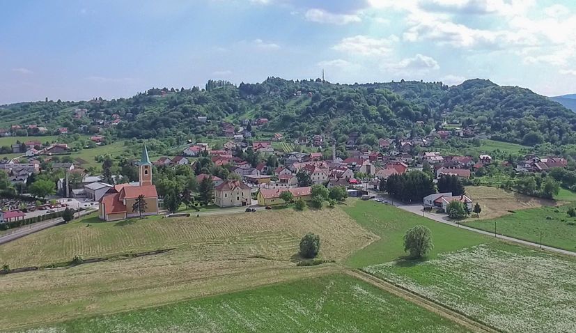 Croatian town introduces “Grandparent Service” to support families and boost birth rates