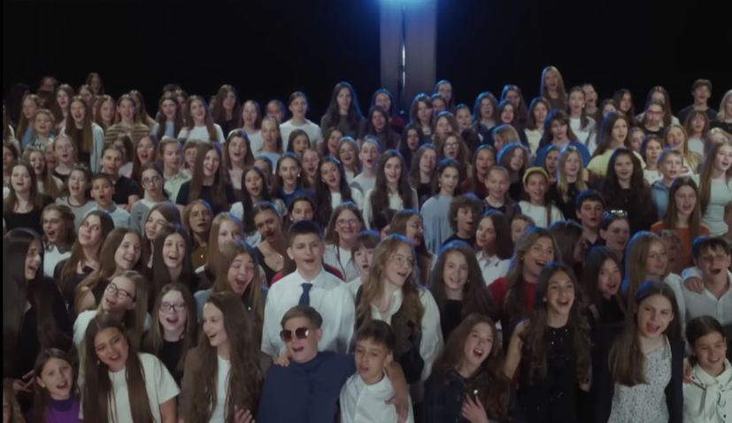 VIDEO: Nearly 300 kids record emotive remake of ‘Moja domovina’