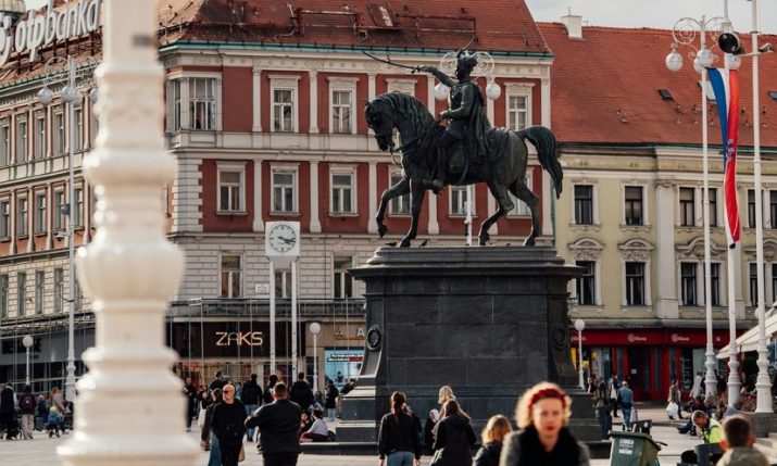 Croatians put €2 billion into treasury bills in latest investment round